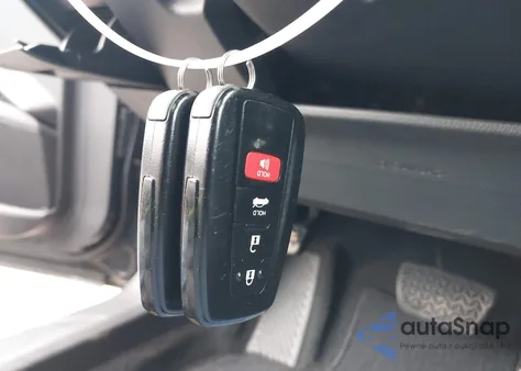 2020 Toyota Camry Se z USA, uszkodzony, nr VIN 4T1J11AK7LU884017